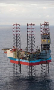 The ultra-harsh environment jackup Maersk Inspirer is capable of operating in water depths up to 150 meters. It is currently working as a combined drilling and production unit in Norway. Hydrocarbons are processed on the rig itself, and gas is transferred by pipeline to a floating storage and offtake vessel. 