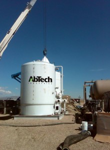 ROLCO and AbTech have developed the Smart Sponge, an oil-absorbent material that removes hydrocarbons on the front end of the electro-coagulation process. At right, Smart Sponge is installed at a fracturing site in Wyoming.