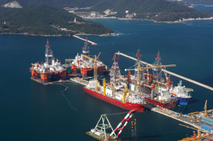 Aker-Solutions-DSME-rig