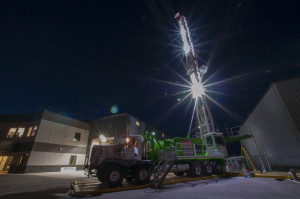  ProStar Well Service’s Legacy rig can pull and push pipe through doglegs, making it ideal for the oil sands in northern Alberta. A tool called the wobble shakes, moves and turns the pipe to break up the sand. 