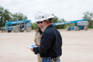 Derek Cardno, VP of Drilling and Completions for BHP Billiton, visits a drilling site in the Eagle Ford, where the operator is drilling development wells. “We’re training our engineers and field crews in lean techniques and how to identify ways to take time out of our business,” Mr Cardno said. “It’s not by doing things recklessly. It’s by having a really good plan, the right tools, the right people, crews being motivated to execute that plan and then do it even better the next time.” 