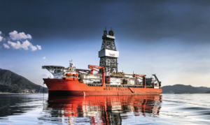 Petrobras has extended its contract for Seadrill’s West Tellus drillship through October 2019 under a reduced dayrate. 