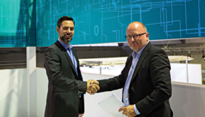 Frode Kaland (left), VP Procurement, Kongsberg Maritime, and Roar Søvik, Siemens Director Marketing/Head of Process Industries and Drives Division, signed an agreement on 8 September between the two companies based on delivery of VFD components. 