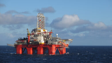 The Transocean Spitsbergen is now using a hybrid energy storage system to capture energy that would otherwise be wasted. The energy is then used to power the rig’s thrusters.