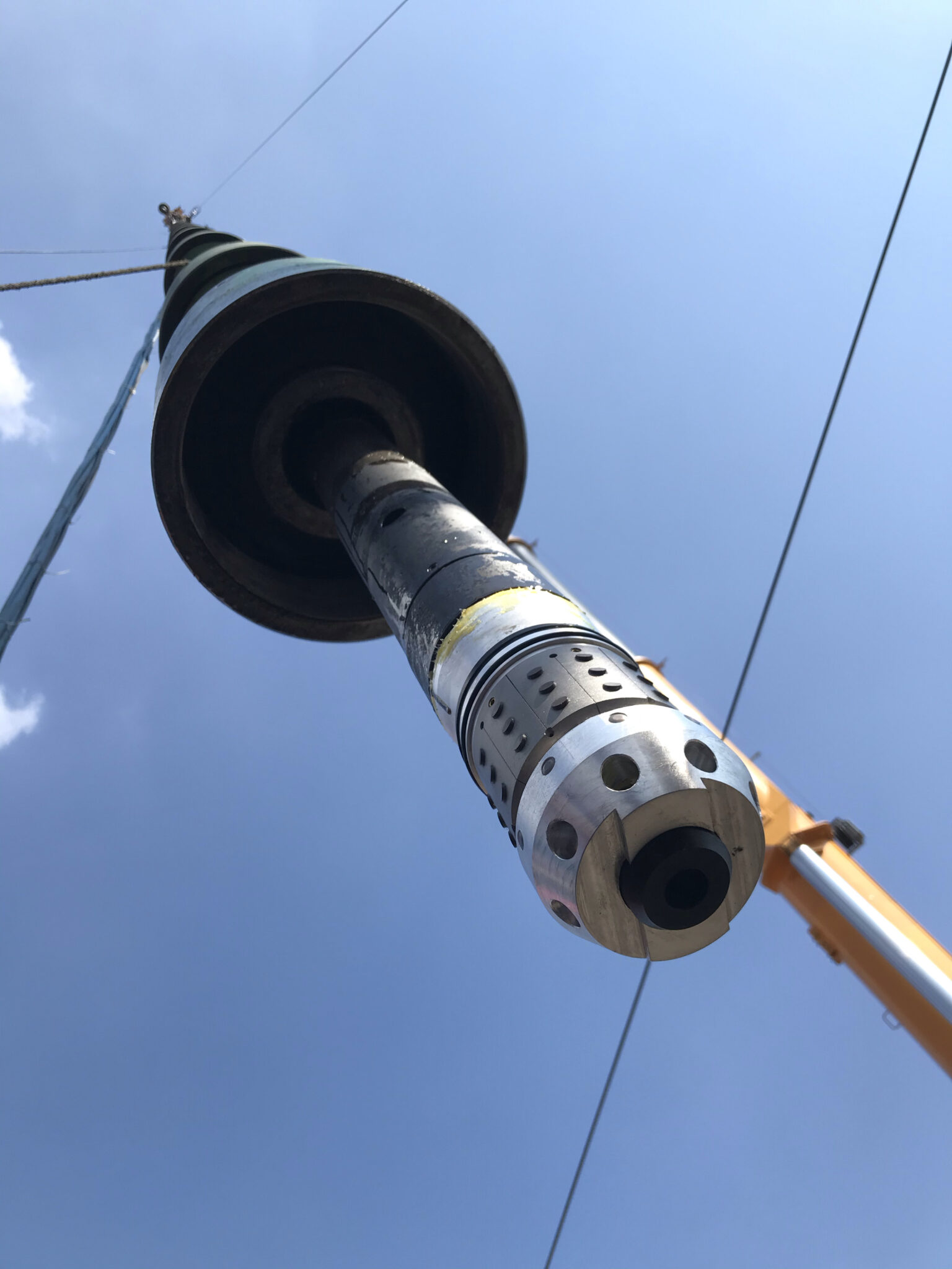 Metalseal dissolvable frac plugs use simplified design to improve