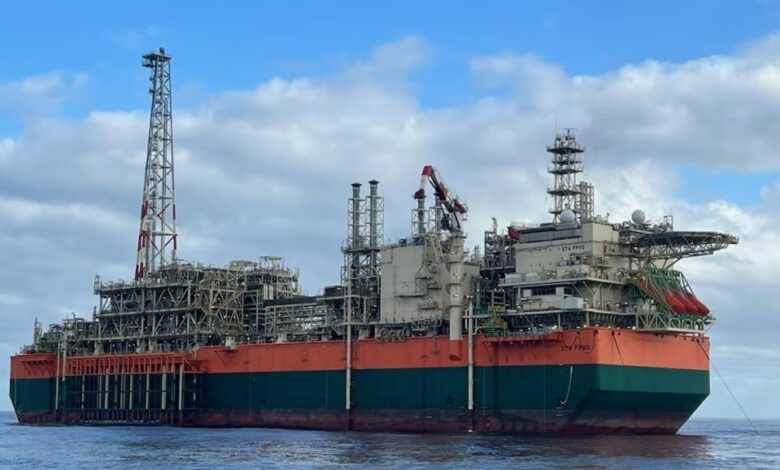 flows first gas at Greater Tortue Ahmeyim LNG project