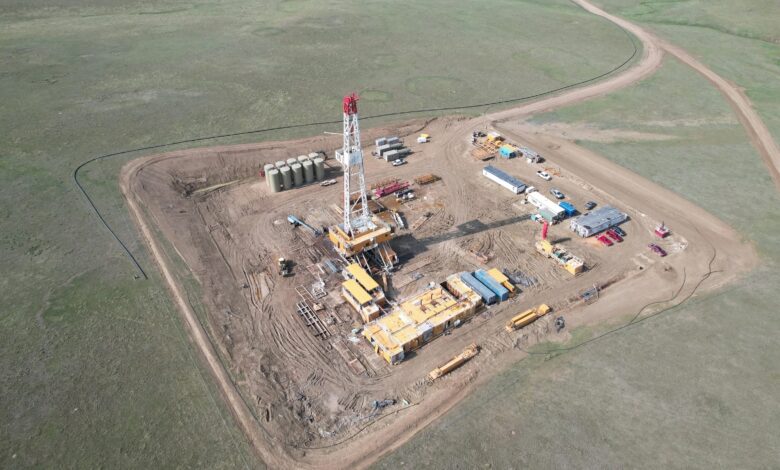 Three Crown: significant initial flow rate from Irvine 1NH, Powder River Basin