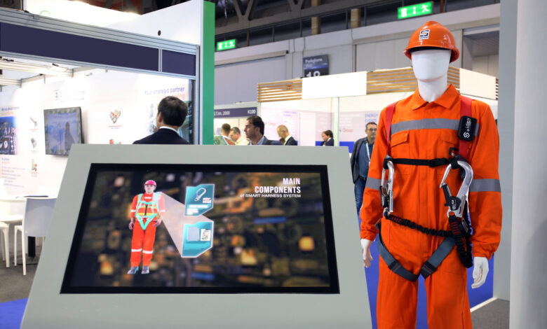 Saipem launches LiSa Hyper Harness, the smart harness for greater safety of workers at height