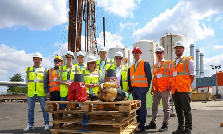 Energie und Wasser Potsdam (EWP) and the GFZ Helmholtz Centre for Geosciences marked the official start of drilling for a second geothermal plant in Potsdam, Germany.