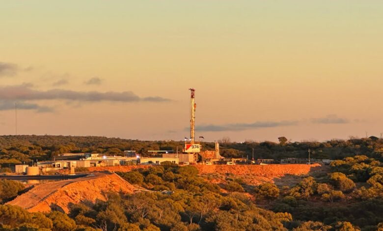 Ensign Rig 974 moves to Palm Valley 15 after Central's PV14 flow test